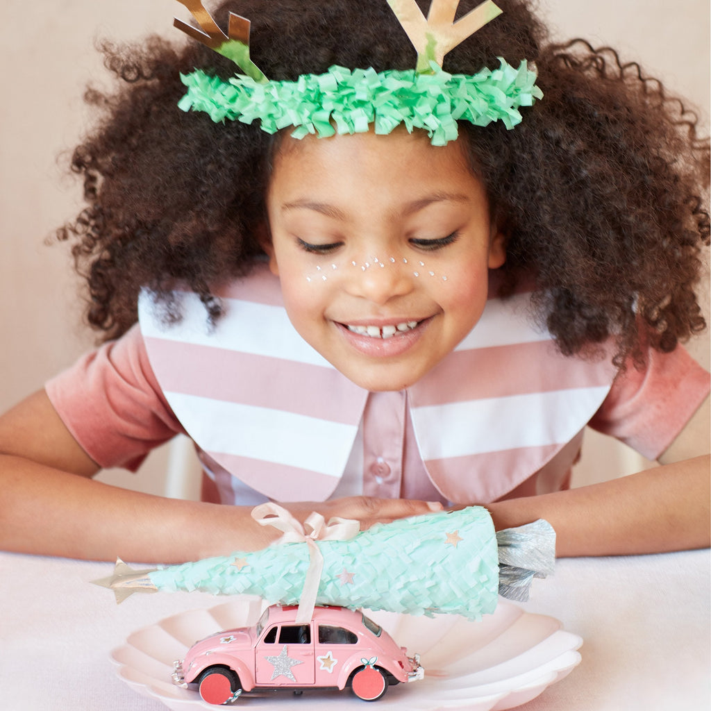 meri-meri-christmas-tree-crackers-pack-of-6-meri-210223