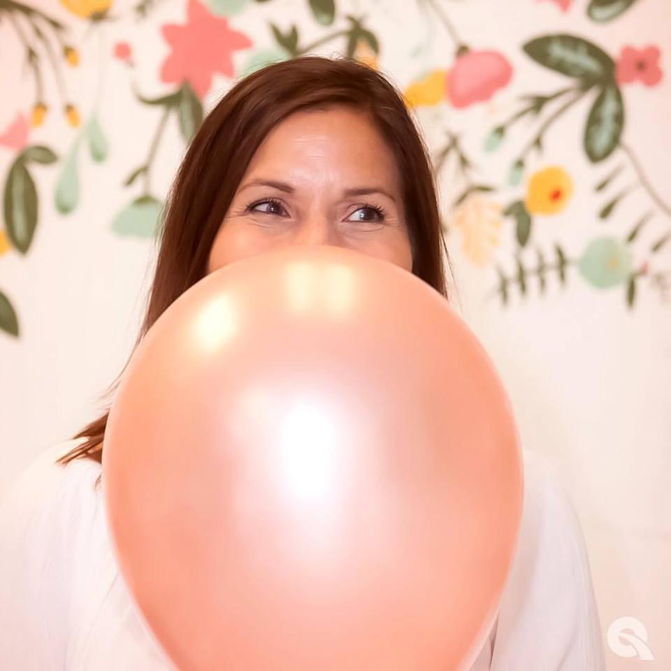 rose-gold-round-plain-latex-balloon-11in-28cm-57211- (2)